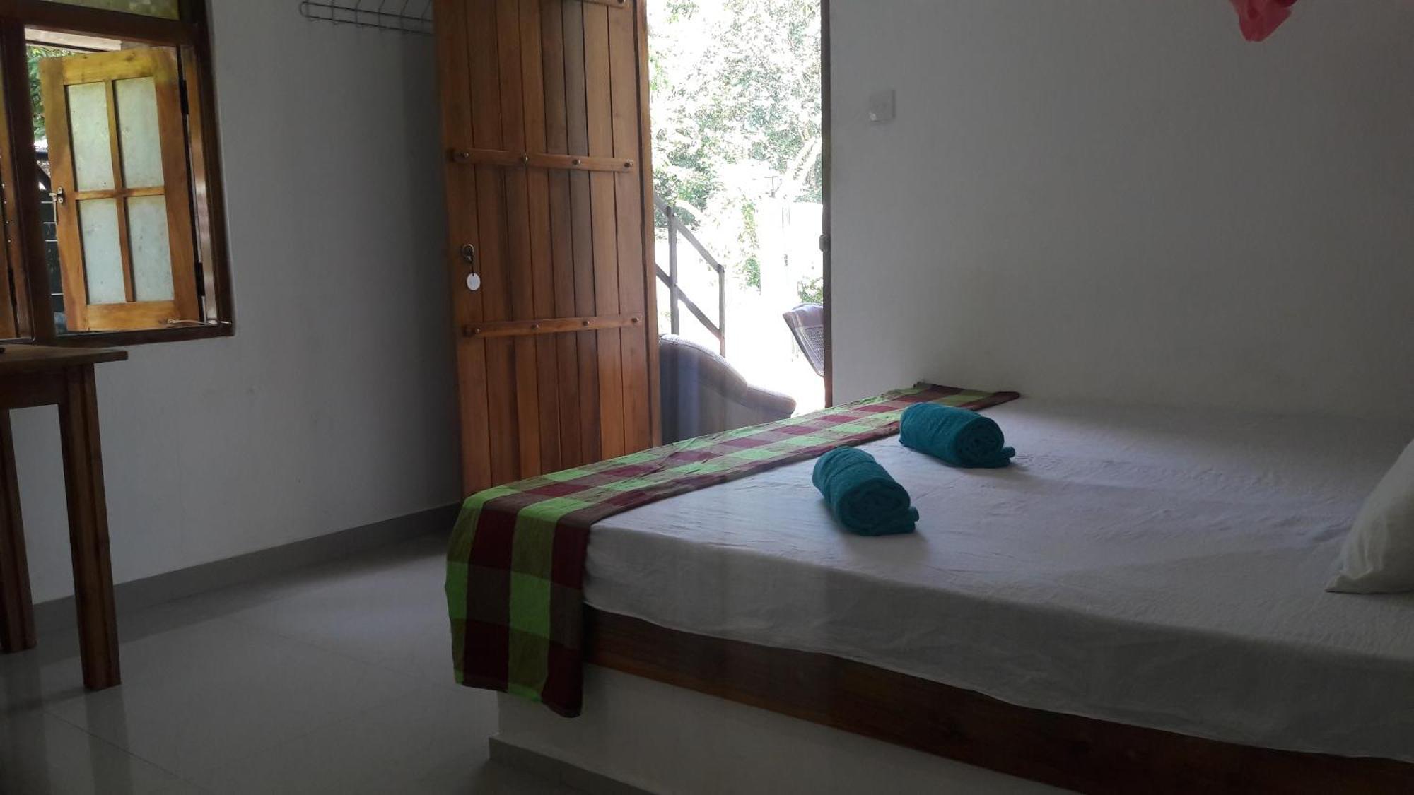Wild Eagle Safari Resort Uda Walawe Extérieur photo