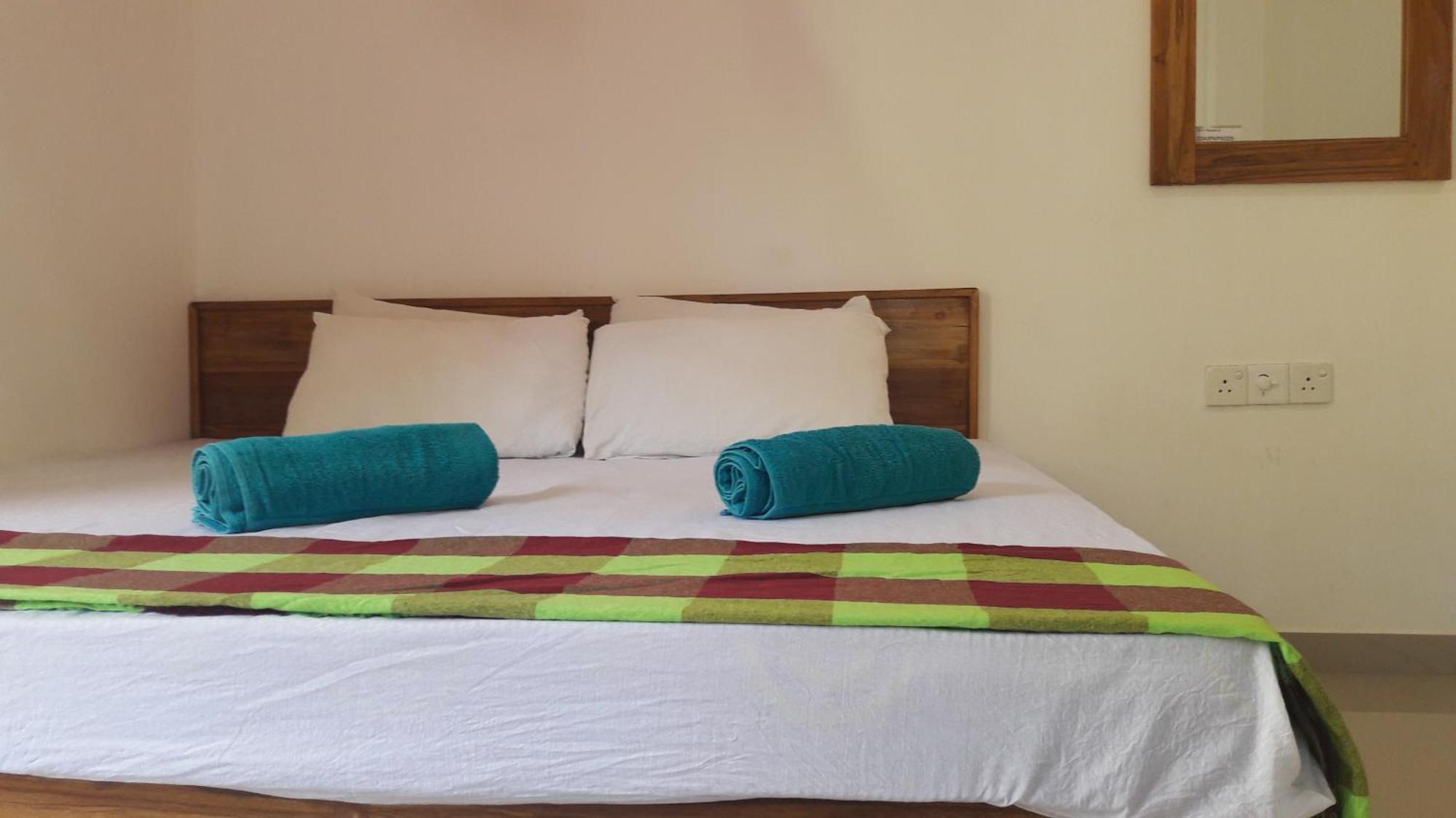 Wild Eagle Safari Resort Uda Walawe Extérieur photo
