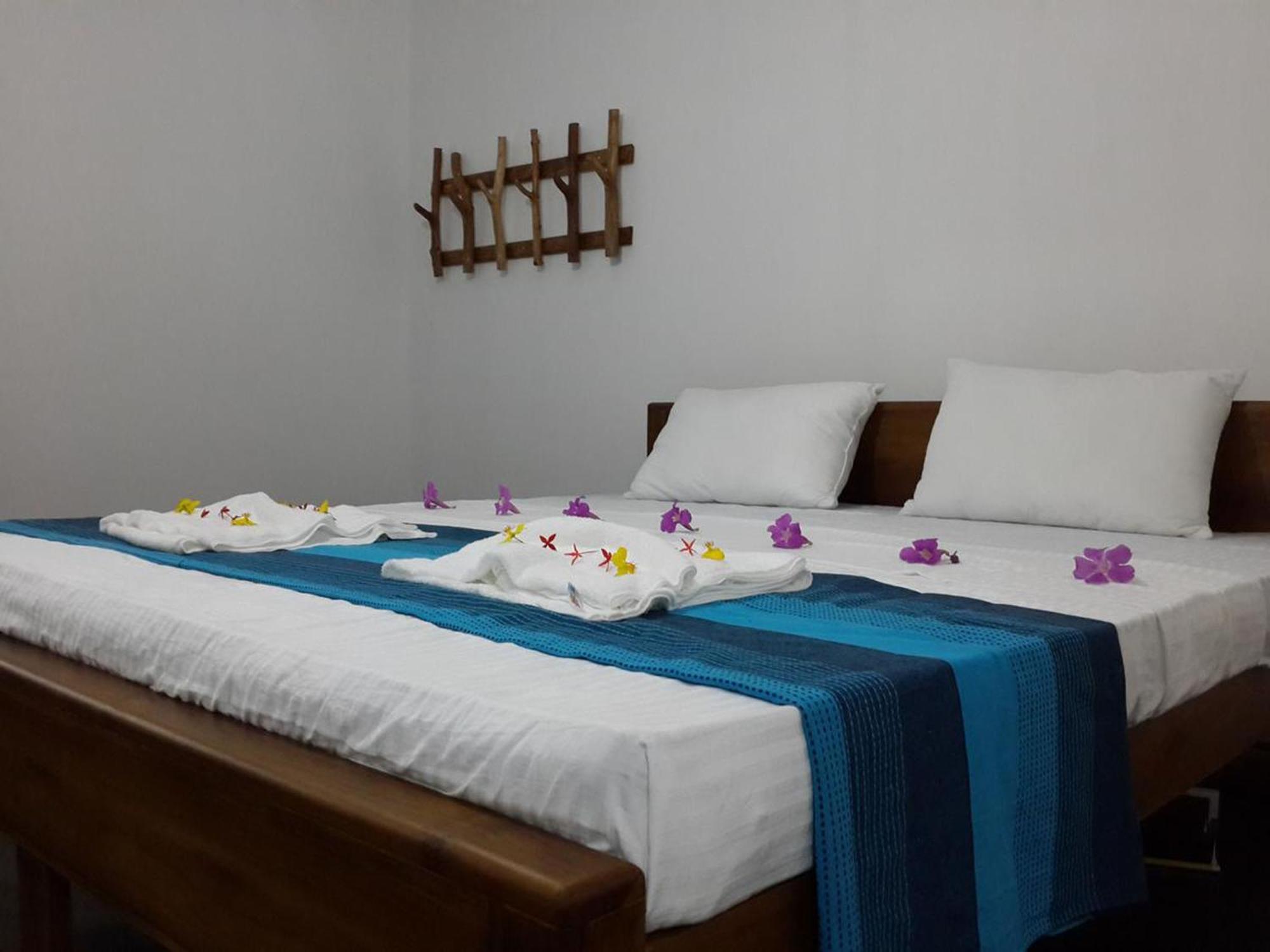 Wild Eagle Safari Resort Uda Walawe Extérieur photo