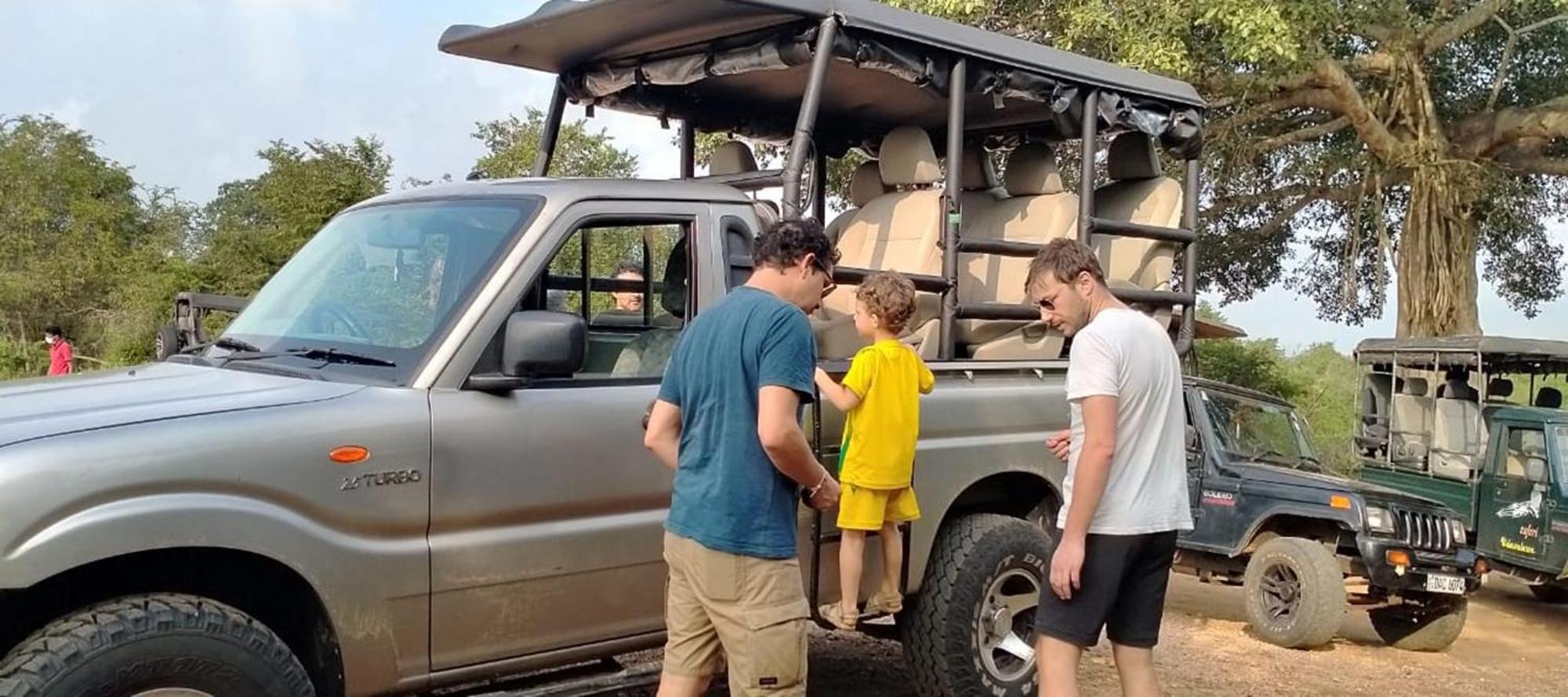 Wild Eagle Safari Resort Uda Walawe Extérieur photo